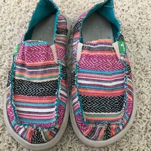 Sanuk child sz 1 EUC